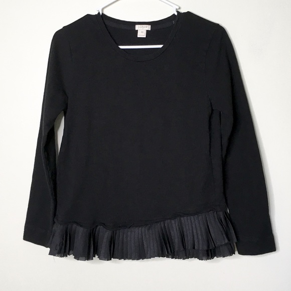 J. Crew Factory Tops - 🌸J Crew Ruffle Hem Sweatshirt in Black